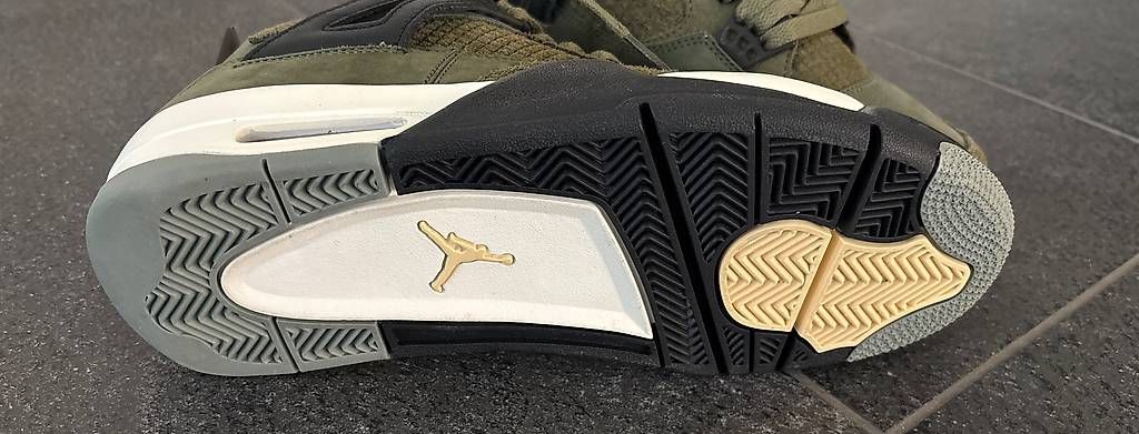 Herrenschuhe: Air Jordan 4 Grösse 41 Neu! – Gebraucht aus Villigen von 28Nora82 2