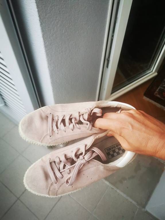 Scarpe da donna: Basket no name rose en daim – Usato da Lausanne venduto da cam_q2db 2