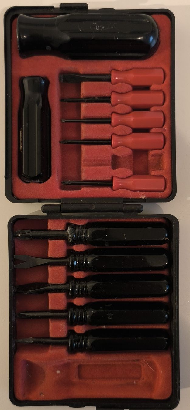 Tous les outils: Schraubendreher Set mit Etui – D'occasion à Nürensdorf par mei_k22z