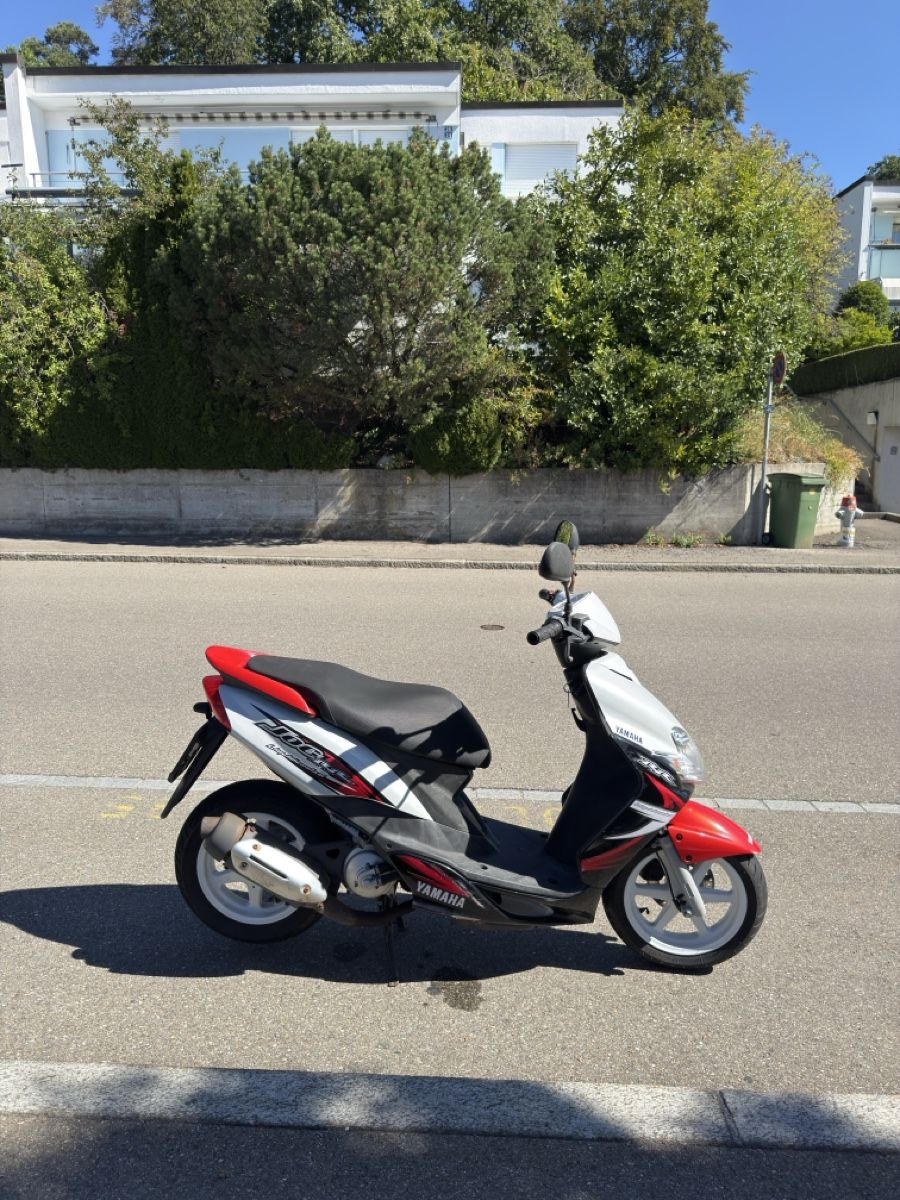 Yamaha Scooter: Roller Yamaha JogRR 50ccm  – Usato da Kloten venduto da Linusschuler 1