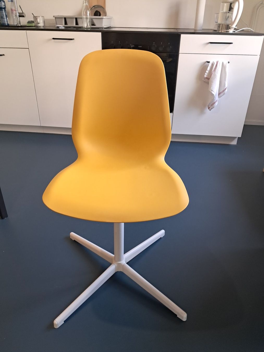 Ikea Stühle: Drehstuhl – Gebraucht aus Zürich von hawk1 1