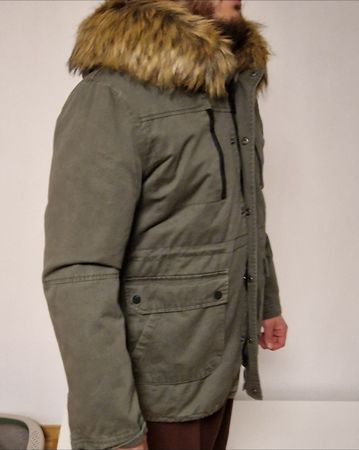 Winterjacke mit Fellkapuze, Olivgrün, Grösse L