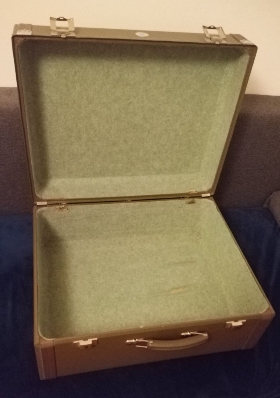 Hohner Musikinstrumente: Coffre Hohner rigide pour accordeon – Gebraucht aus Vevey von Djporradao 6