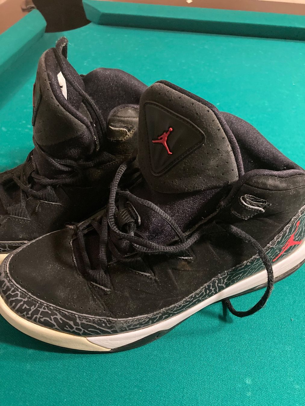 Jordan Scarpe da uomo: Jordan Flight Runner noires, taille 44. – Usato da Le Mont-sur Lausanne venduto da dia_6cz5 3