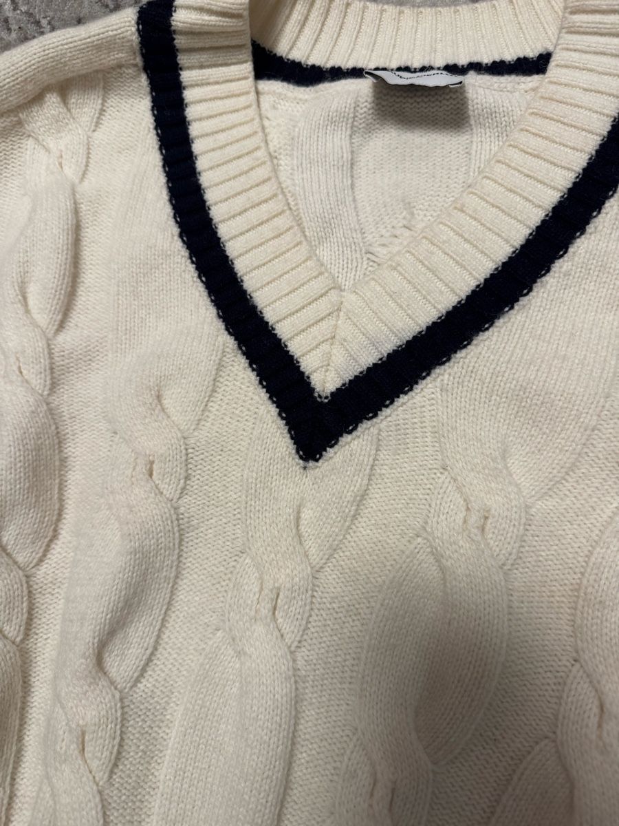 Claudie Pierlot Pullover & Sweatshirts: Claudie Perlot Paris Pullover  – Gebraucht aus Schaan von kri_tsw8 1