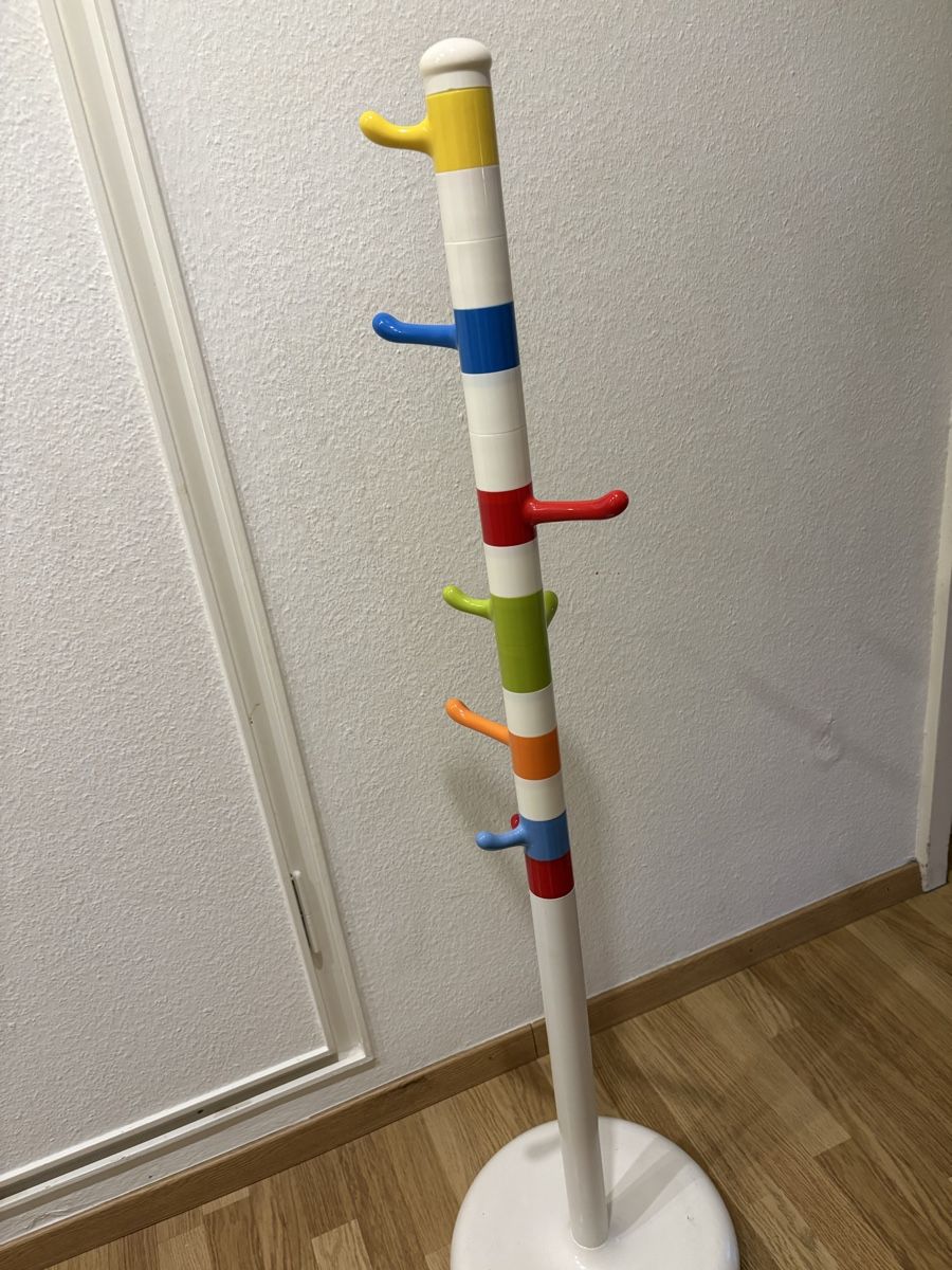 Ikea Garderobe: Ikea krokig Garderobe – Gebraucht aus Zürich von Moskitia 1