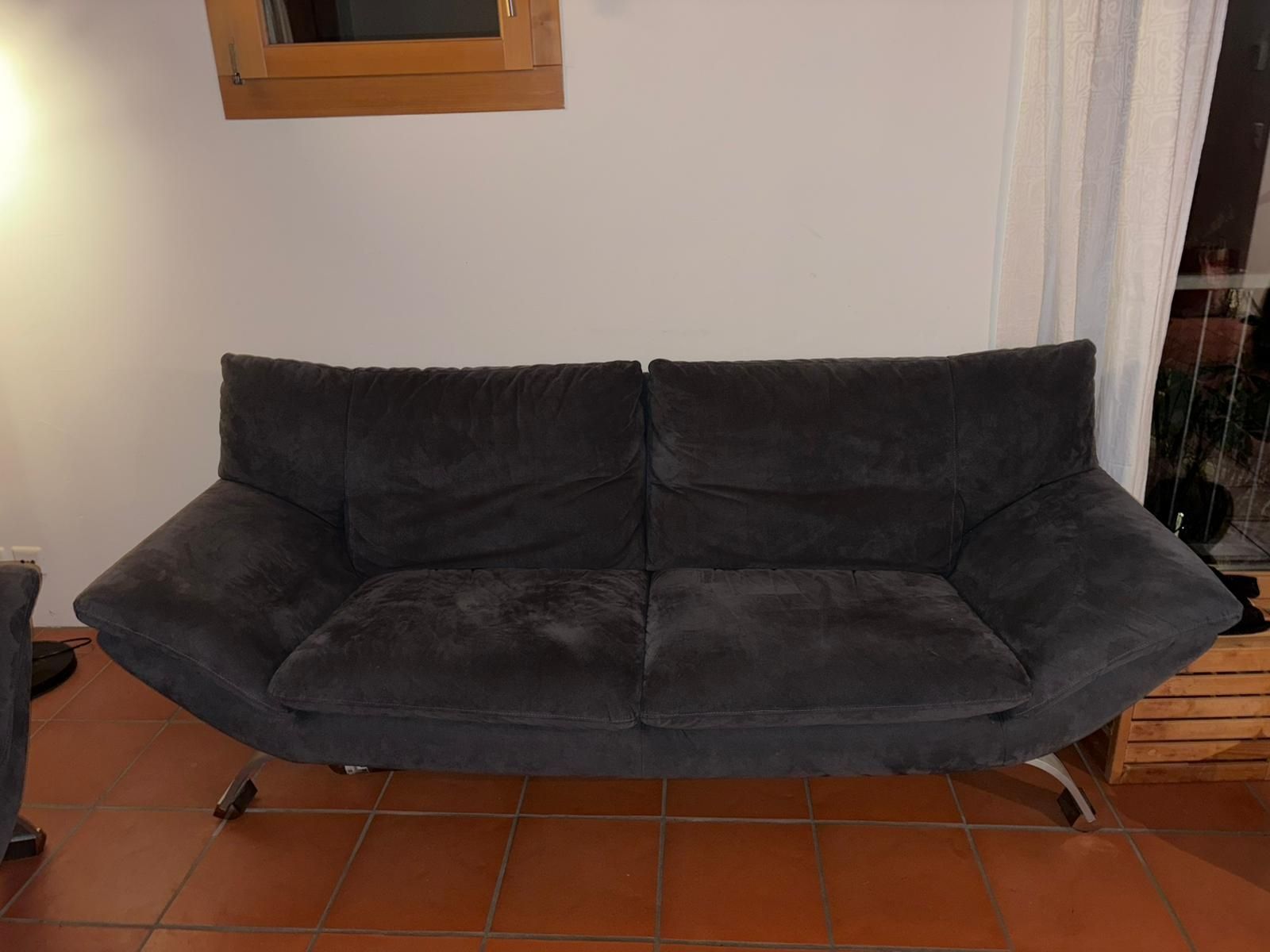 Pfister Divani: Gemütliches 2er Sofa – Usato da Schindellegi venduto da Etzan01