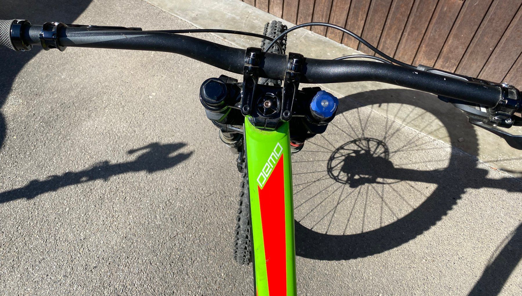 Specialized Biciclette: Specialized Downhill-Bike – Usato da Sins venduto da Triart 7