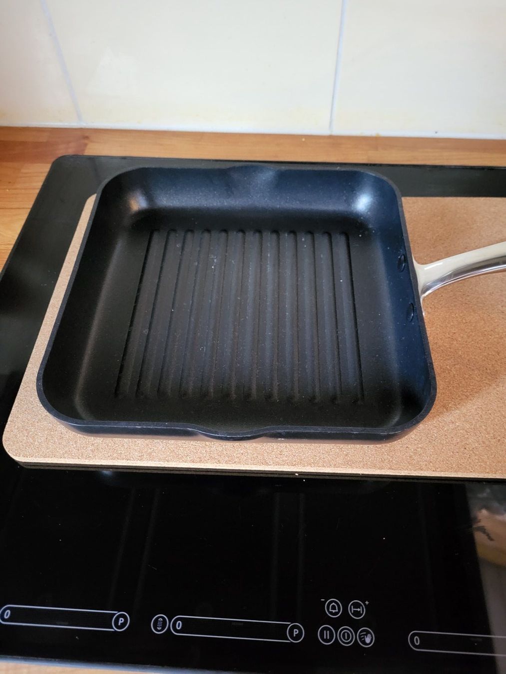 Kitchenaid Pfannen: KitchenAid Brat- & Grillpfannen, 26 x 26 cm – Gebraucht aus Siebnen von KiKla-Siebnen