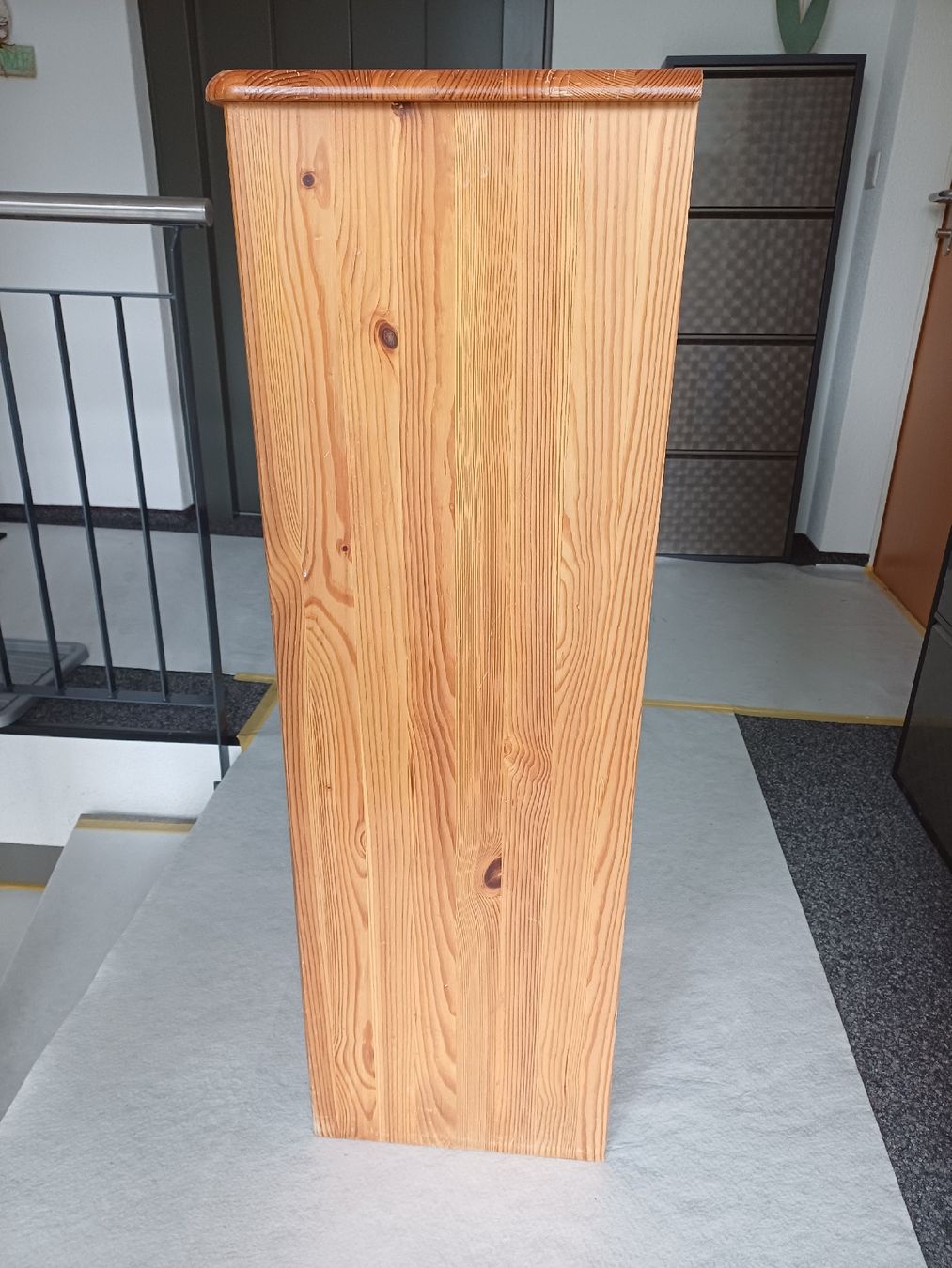 Jysk Cassettiere: Petite commode en pin massif, 6 tiroirs, style rustique – Usato da Biel/Bienne venduto da doc_pyy5 1