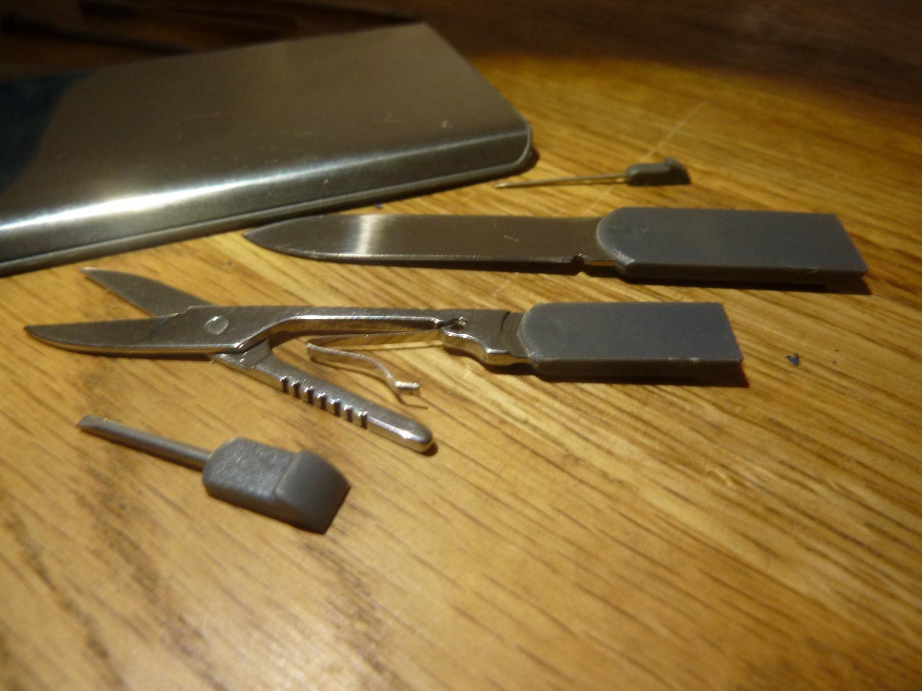Coltelli tascabile: Taschenmesser Karte Stahl 8Pics – Usato da Hochfelden venduto da swissice 2