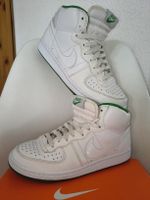 NIKE Low 40 - UK 6 - US 7,blanc top Zustand collection privé