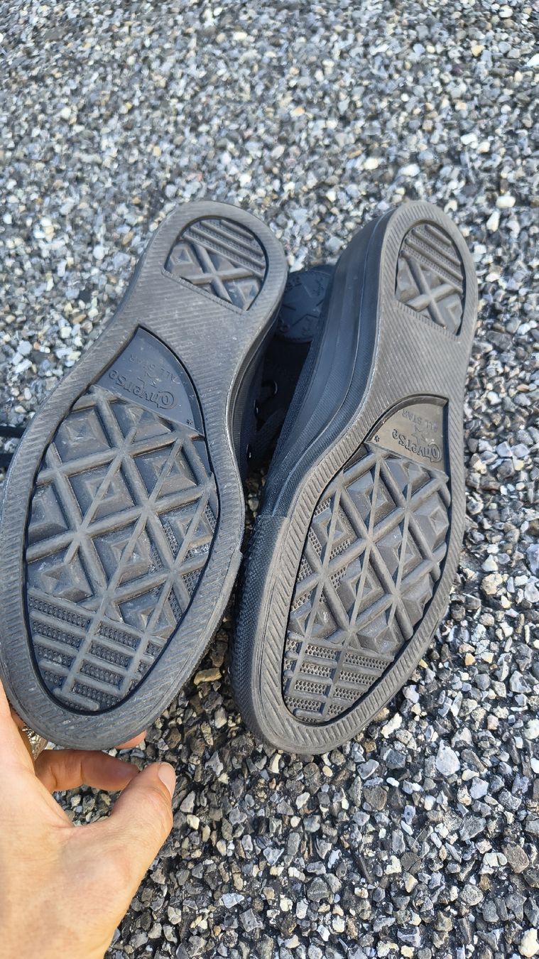Converse Herrenschuhe: CONVERSE Gr. 37.5 – Gebraucht aus Steffisburg von laali 1