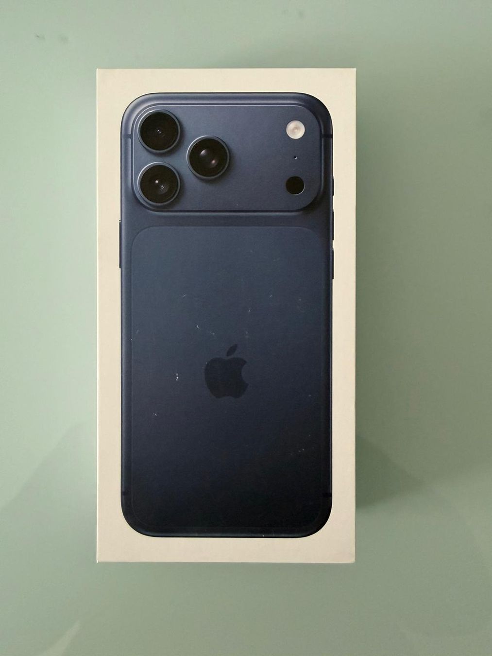 iPhone 17 Pro Max – Neu & Originalverpackt (256 GB, Blau) (Gebraucht ...