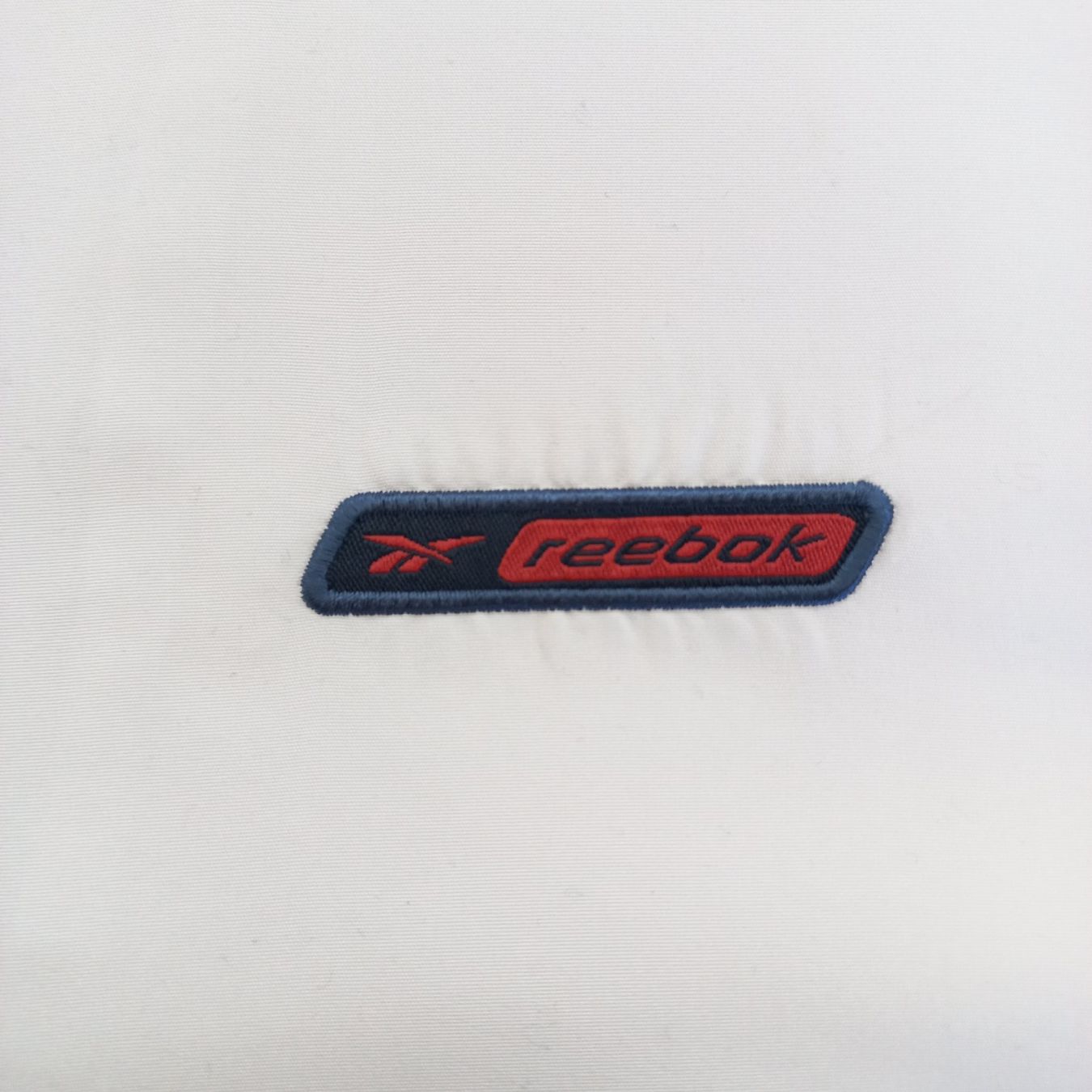 Reebok Jacken: Vintage Reebok Trackjacket (XL) – Gebraucht aus Chamoson von Sapoloshop 1