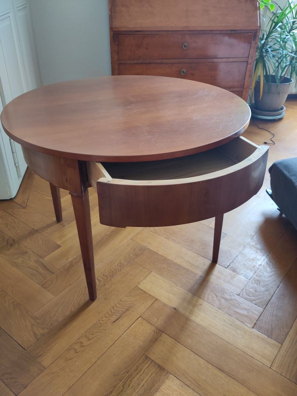 Tavoli: table ronde ancienne en bois massif – Usato da Genève venduto da IngridK0102 1