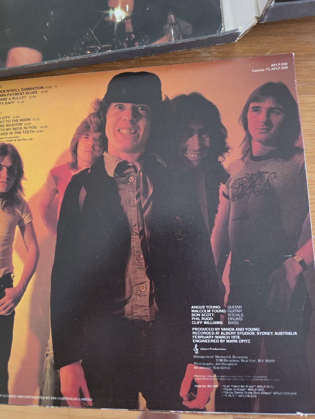 Schallplatten: AC/DC Orginal Box – Gebraucht aus Mörschwil von Ammo 1