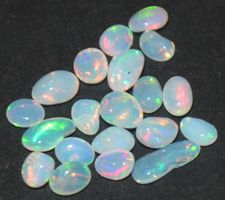 Mineralien Set L-9435 – 20 Äthiopischer Welo Opal 3-7mm