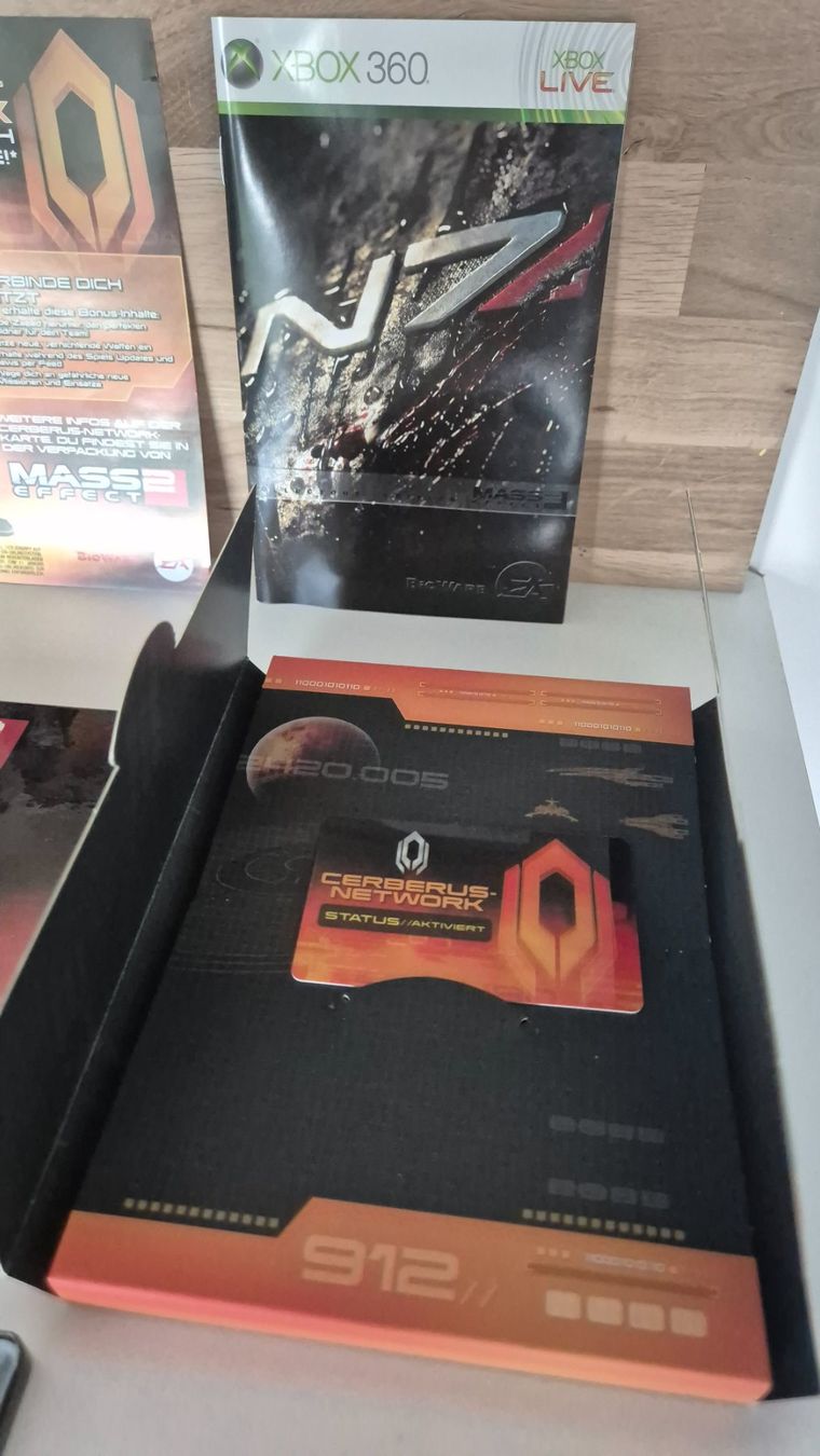 Jeux: Xbox 360 Mass Effect 2 Collectors Edition – Neuf (Voir description) à Bassersdorf par retrolab 1