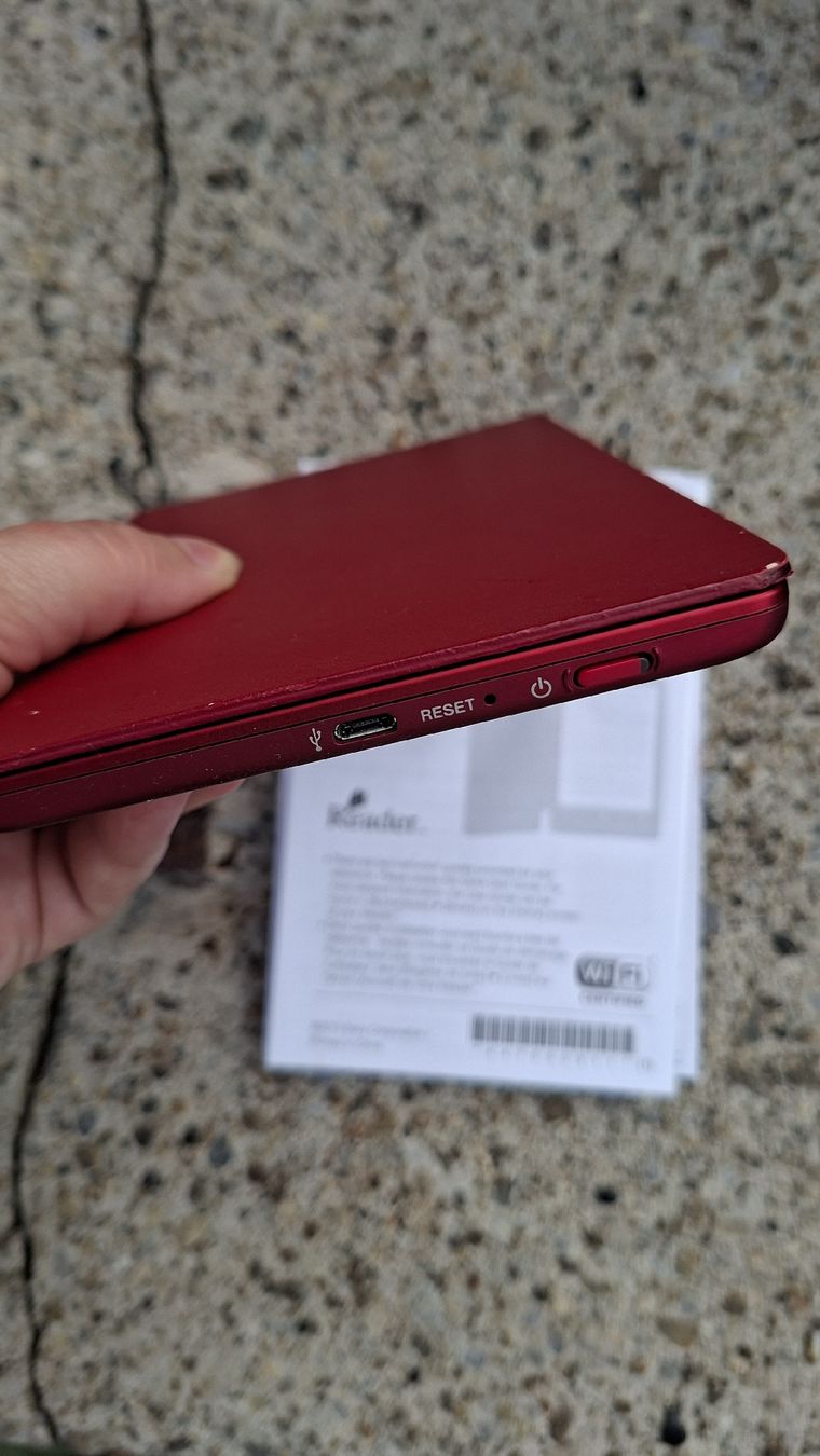 Sony Tablet PC: Sony Reader e-reader  – Gebraucht aus Rüfenacht BE von Christkindli89 2