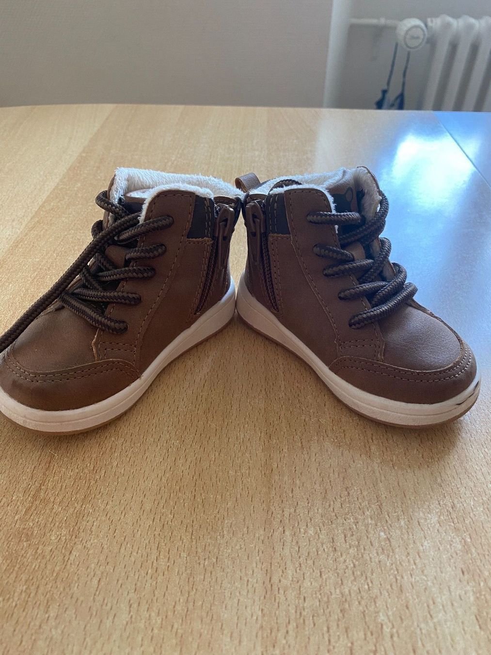 Scarpe per ragazzi: Chaussure garçon brune T.18-19 – Nuovo (secondo la descrizione) da Le Brassus venduto da lionete02 3