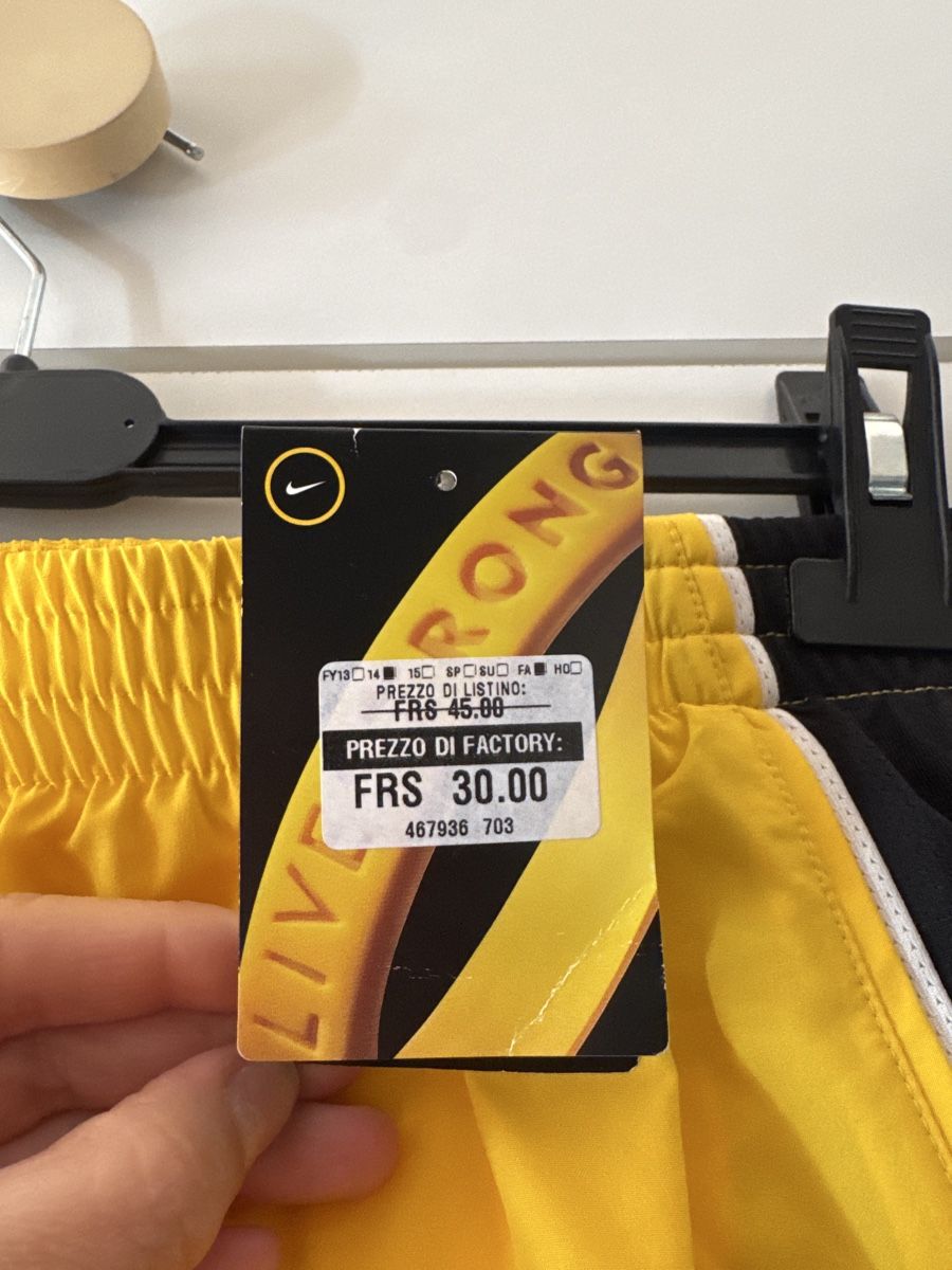 Nike Pantaloni: Pantaloncino Nike – Nuovo (secondo la descrizione) da Rancate venduto da Waly__ 2
