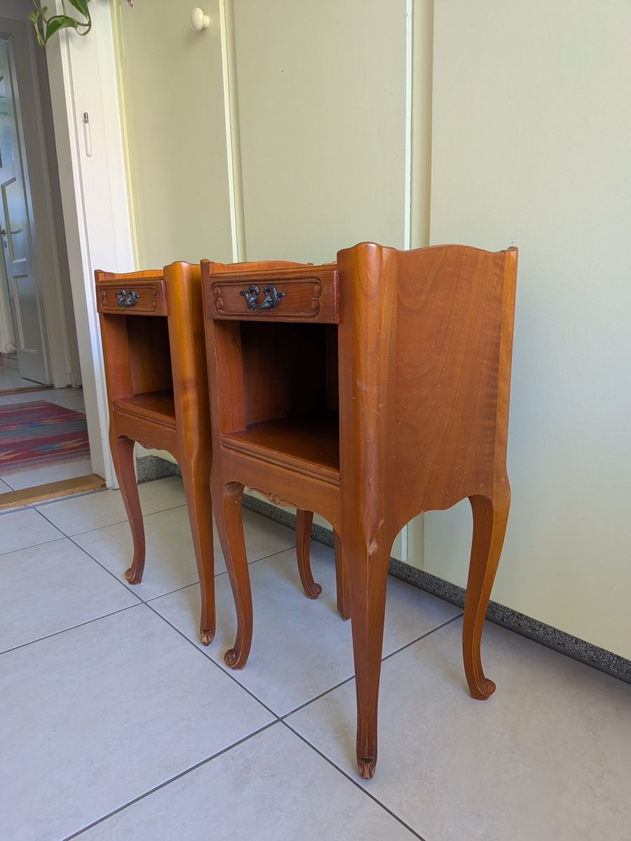 Nachttische: Nachttische 2er Set Vintage – Gebraucht aus Bern von Discomirco 1
