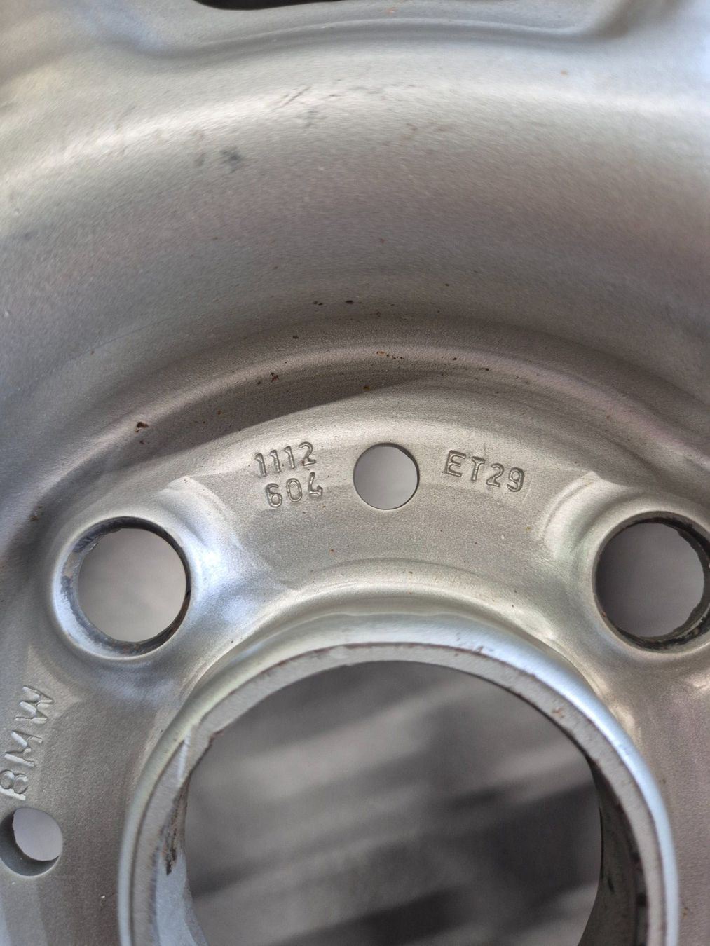 BMW Cerchioni: 2 Stück Original BMW E21 Stahlfelgen  5Jx13 ET29, 4Loch – Usato da Bremgarten AG venduto da Osella5 3