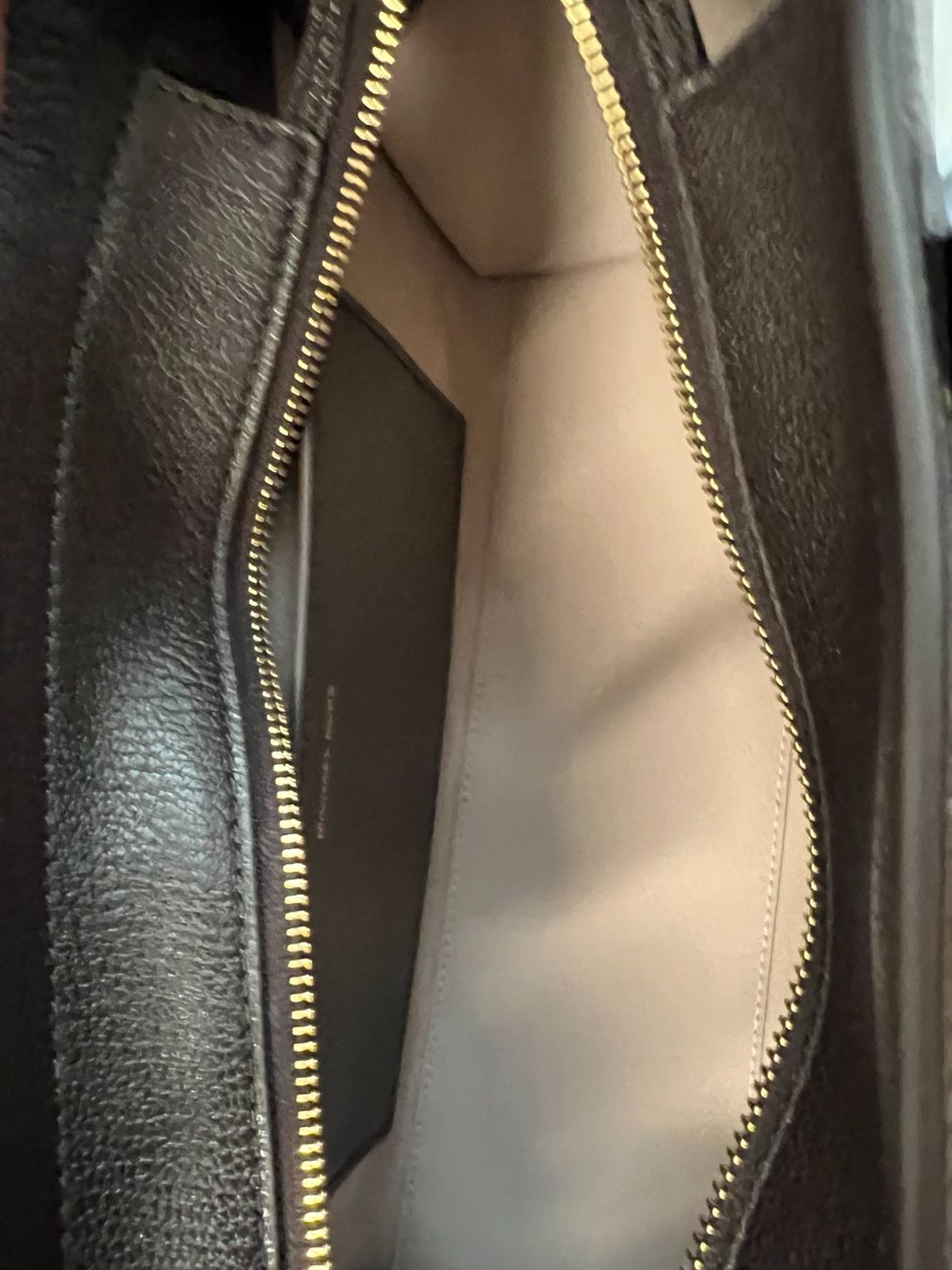 Michael Kors Taschen für Damen: Michael Kors Henkeltasche Hamilton Moderne Small – Neu (gemäss Beschreibung) aus Winterthur von Raschida79 7