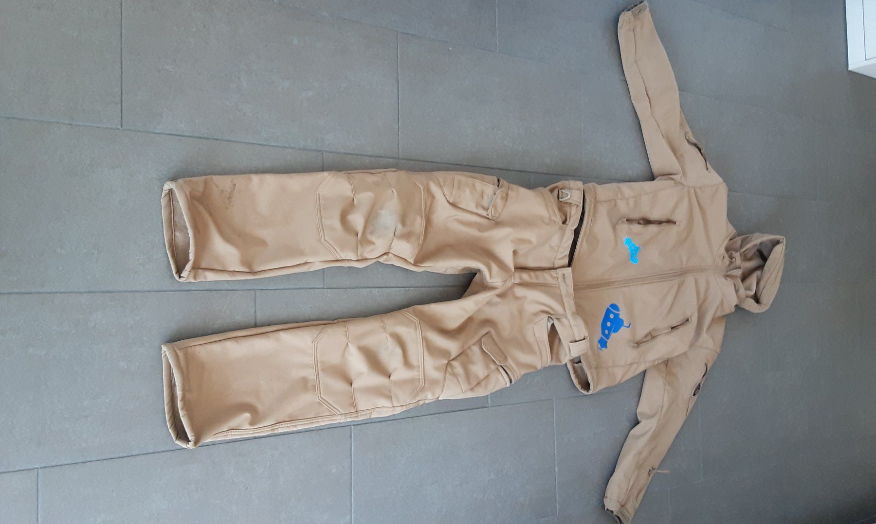 Costumi: Fasnachttauchergrind mit Gewand – Usato da Stans venduto da Kaelti 5