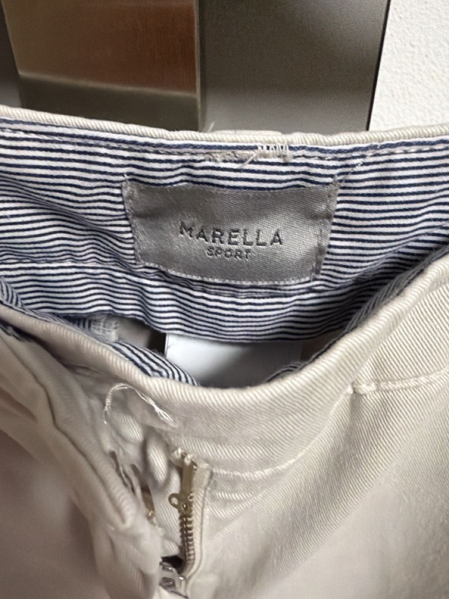 Marella Pantalons: Hose Chino Marella  – D'occasion à Eschenbach LU par RAFFAELE20 1