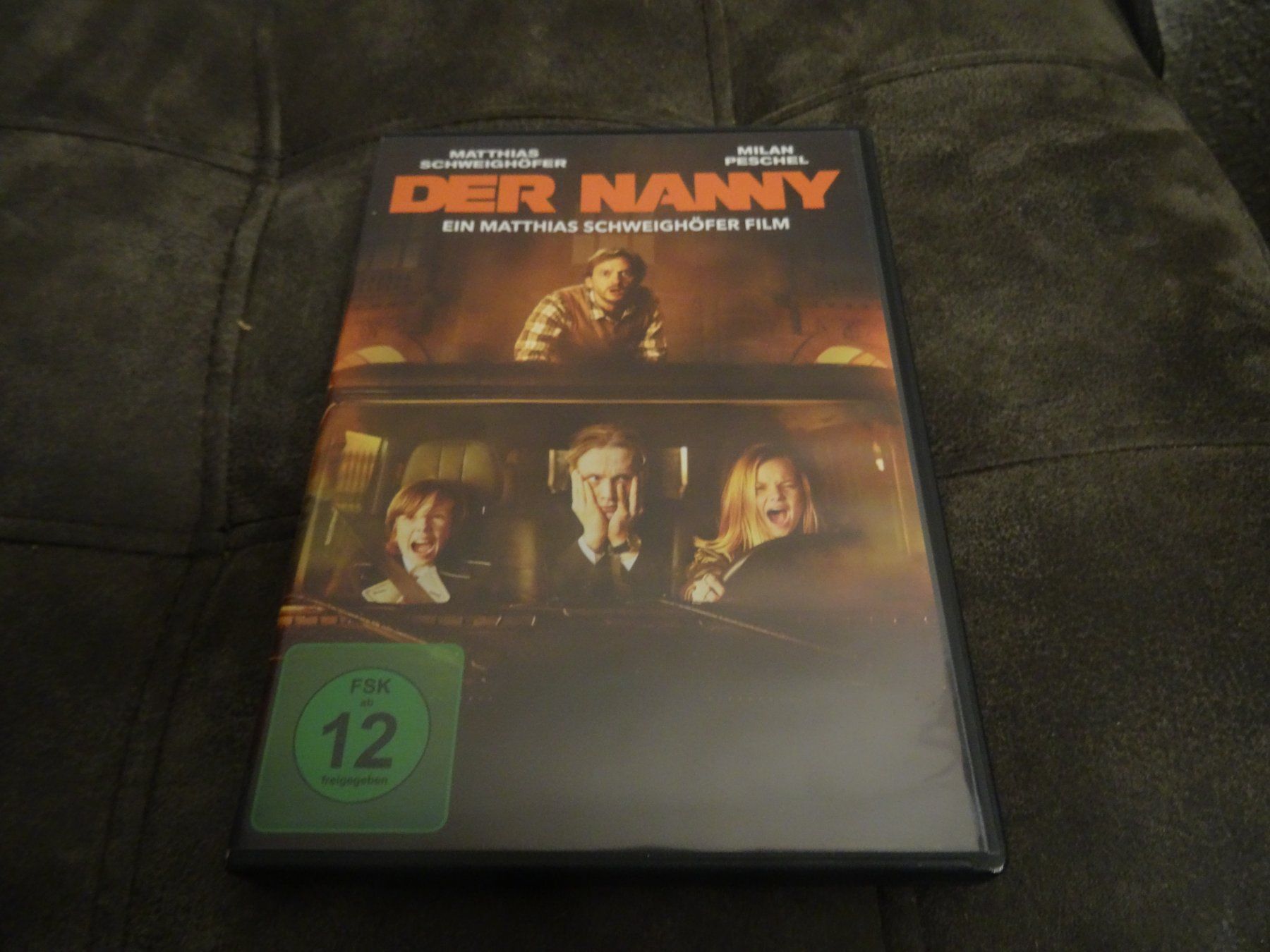 Tutti i DVDs: Der Nanny (DVD) – Usato da Olten venduto da Disc-Verkauf