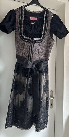 Schönes Krüger Madl Dirndl mit Bluse schwarz Gr. 42
