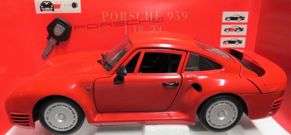 Volant Modèle Réduit Porsche 959 Au 1/18 - Marque Polistil - Occasion Bon état
