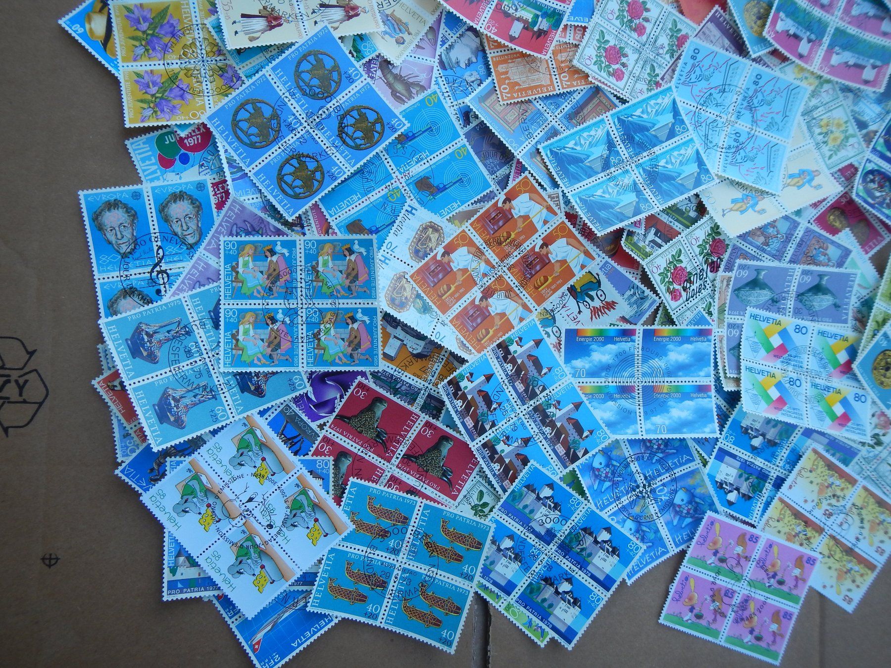 Alle Briefmarken: 1100 Viererblöcke CH – Gebraucht aus Aarwangen von Suomo48 6