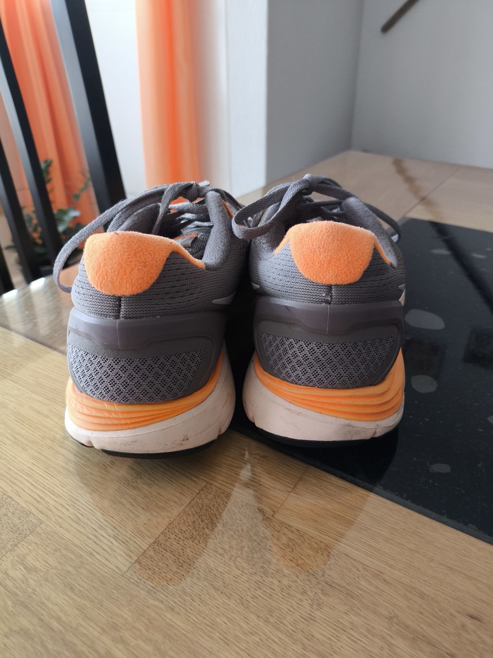 Nike Scarpe da uomo: Nike Turnschuhe Gr.39 – Usato da Burgdorf venduto da Ropajesi 2