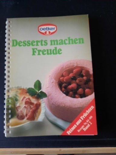 Libri: Dr. Oetker Backbuch "Desserts machen Freude" – Usato da Langendorf venduto da Paho6