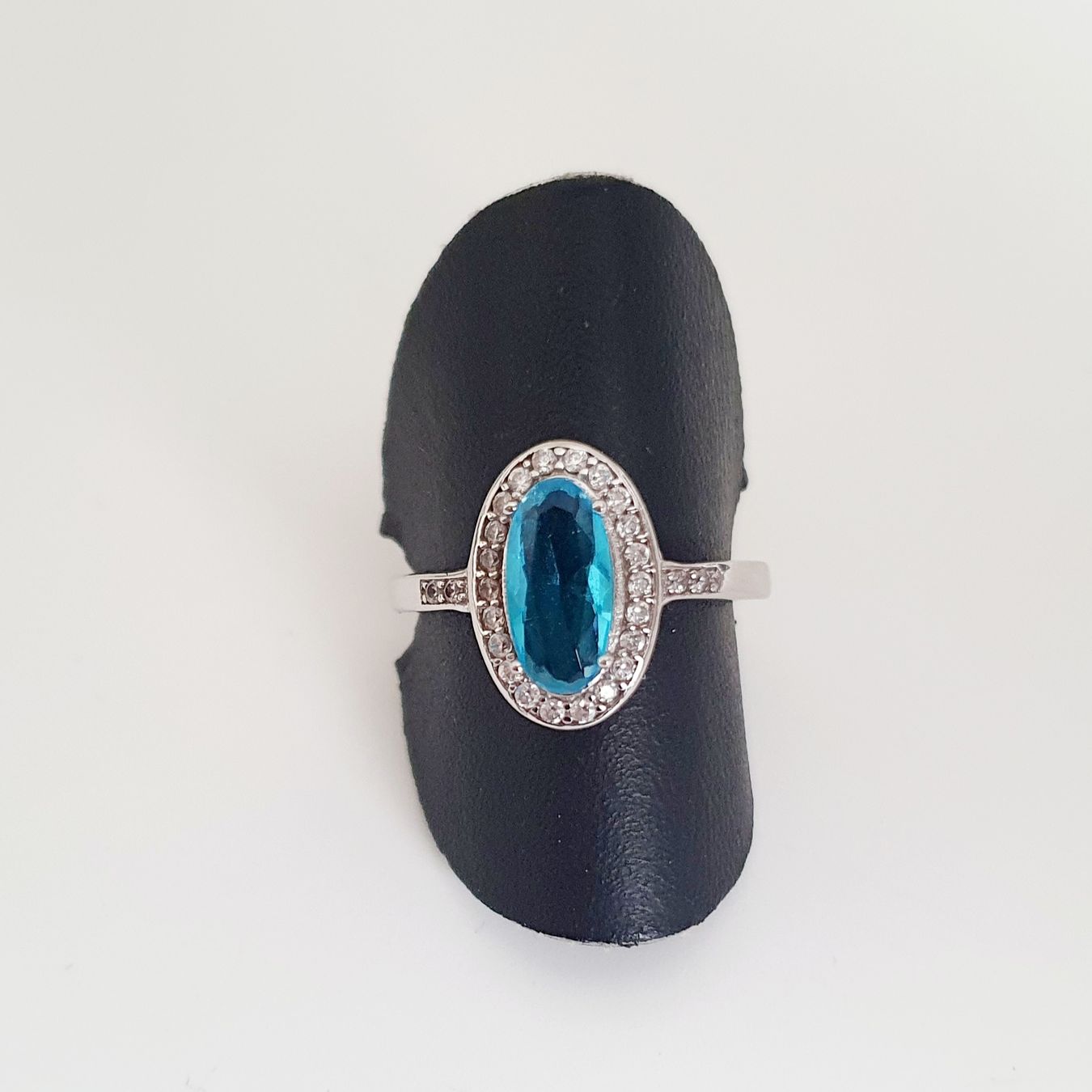 Anelli: Silber Ring  925 mit  Blauer Stein Gr. 17.4 mm – Usato da Kreuzlingen venduto da Wunderkiste123 1