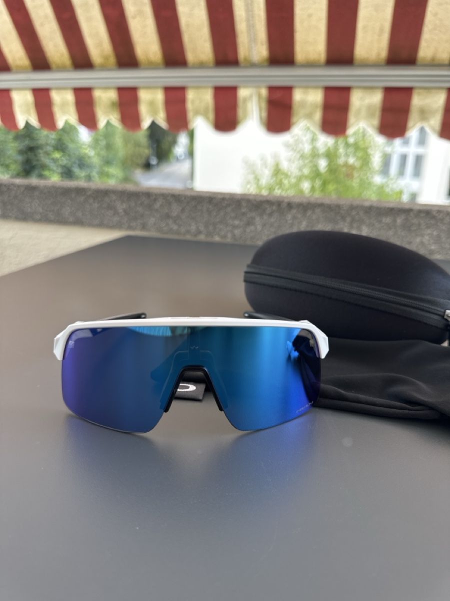 Oakley Occhiali & Lenti: Oakley Sutro Lite  – Usato da Ostermundigen venduto da hacelina