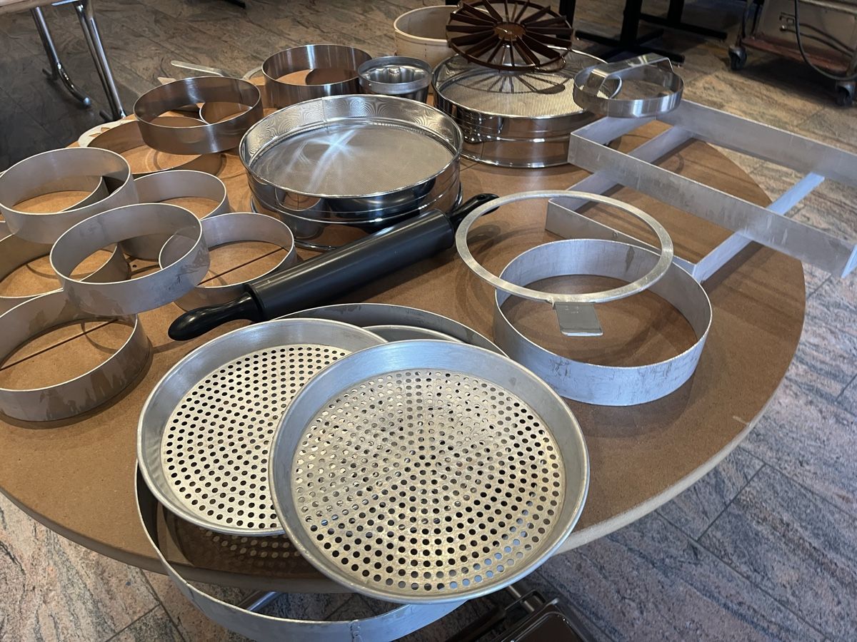 Komplettküchen: 30 Teiliger Dessert Lot – Gebraucht aus Dittingen von Cervolino77 2