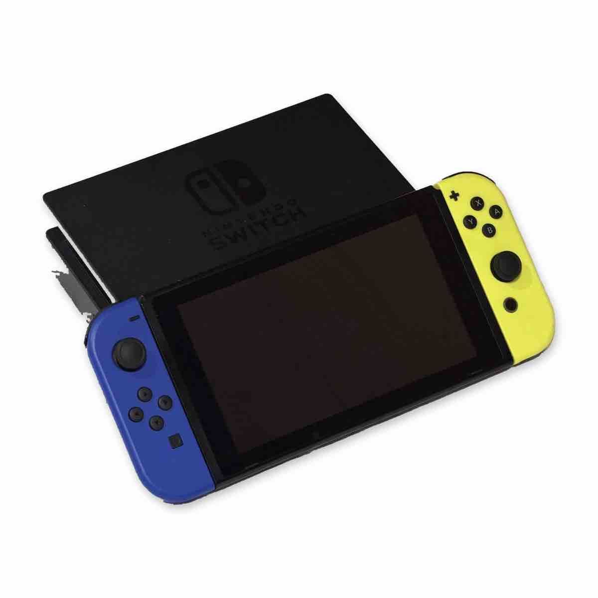 Nintendo Console: Nintendo Switch ungepatcht unpatched 2017 + Dock + Netzteil – Nuovo (secondo la descrizione) da Ottoberg venduto da Lukhelfinger 1