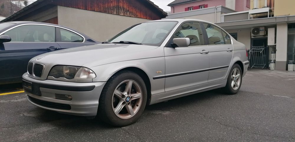 BMW E46 320i