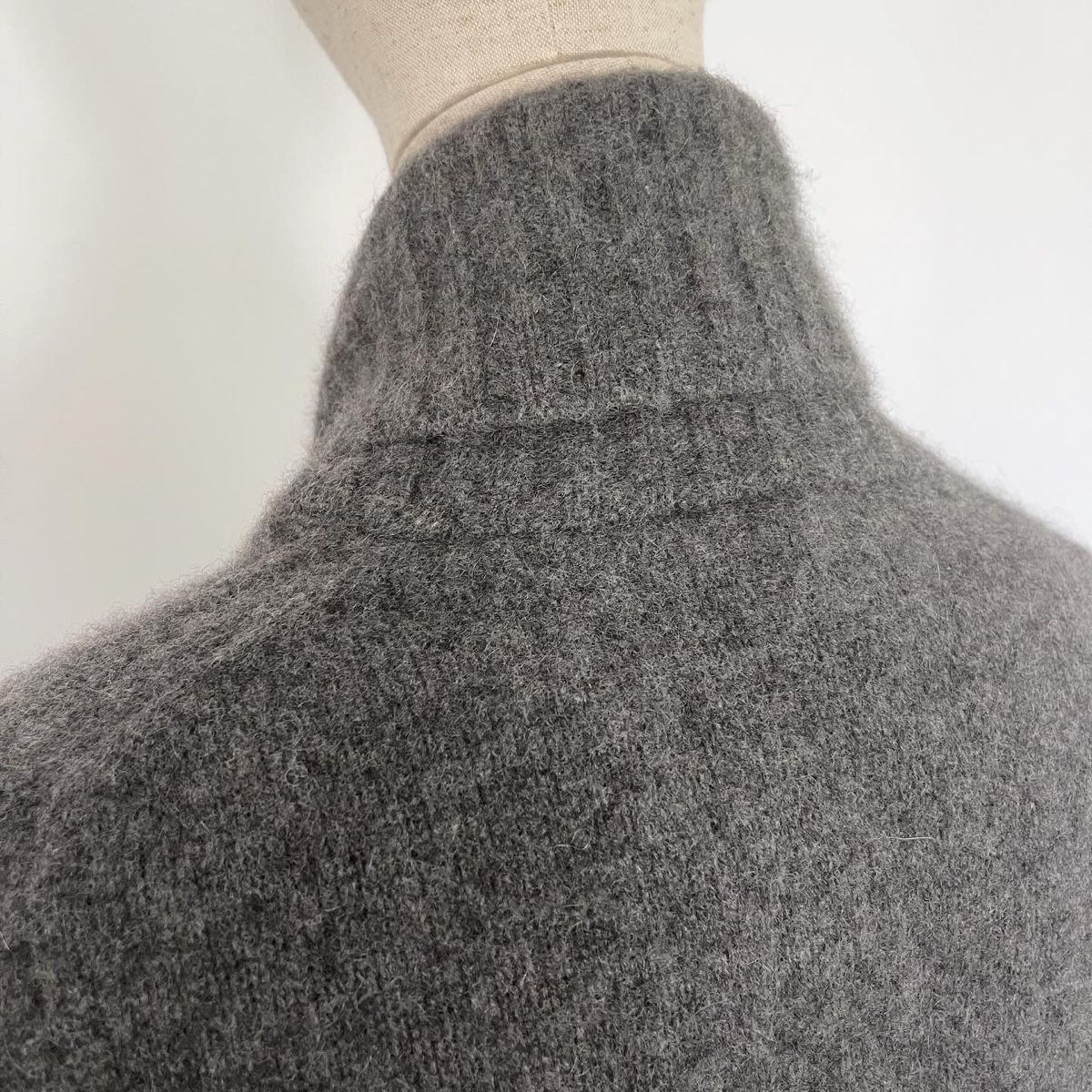 Brunello Cucinelli Maglioni & Felpe: BRUNELLO CUCINELLI Sweater – Nuovo (secondo la descrizione) da Emmen venduto da Avviivva_Com2023 5