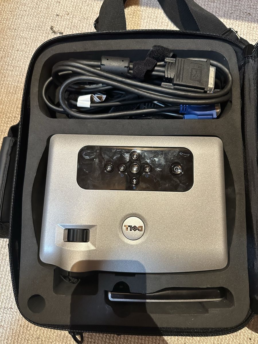 Dell Proiettori: Beamer projecteur Dell 3400MP – Usato da St-Martin FR venduto da kil_8q8l