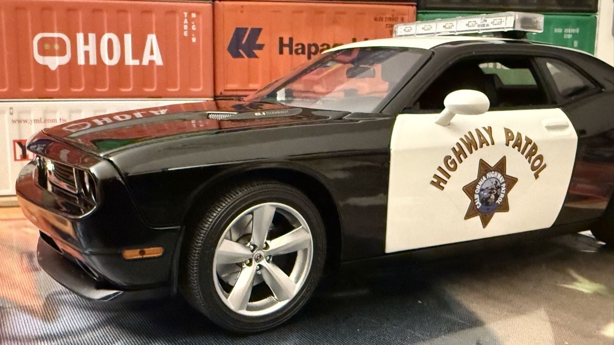 ACME Voitures modèles: Dodge Challenger SRT8 Highway Patrol 1:18 – D'occasion à Basel par Zomeg 6