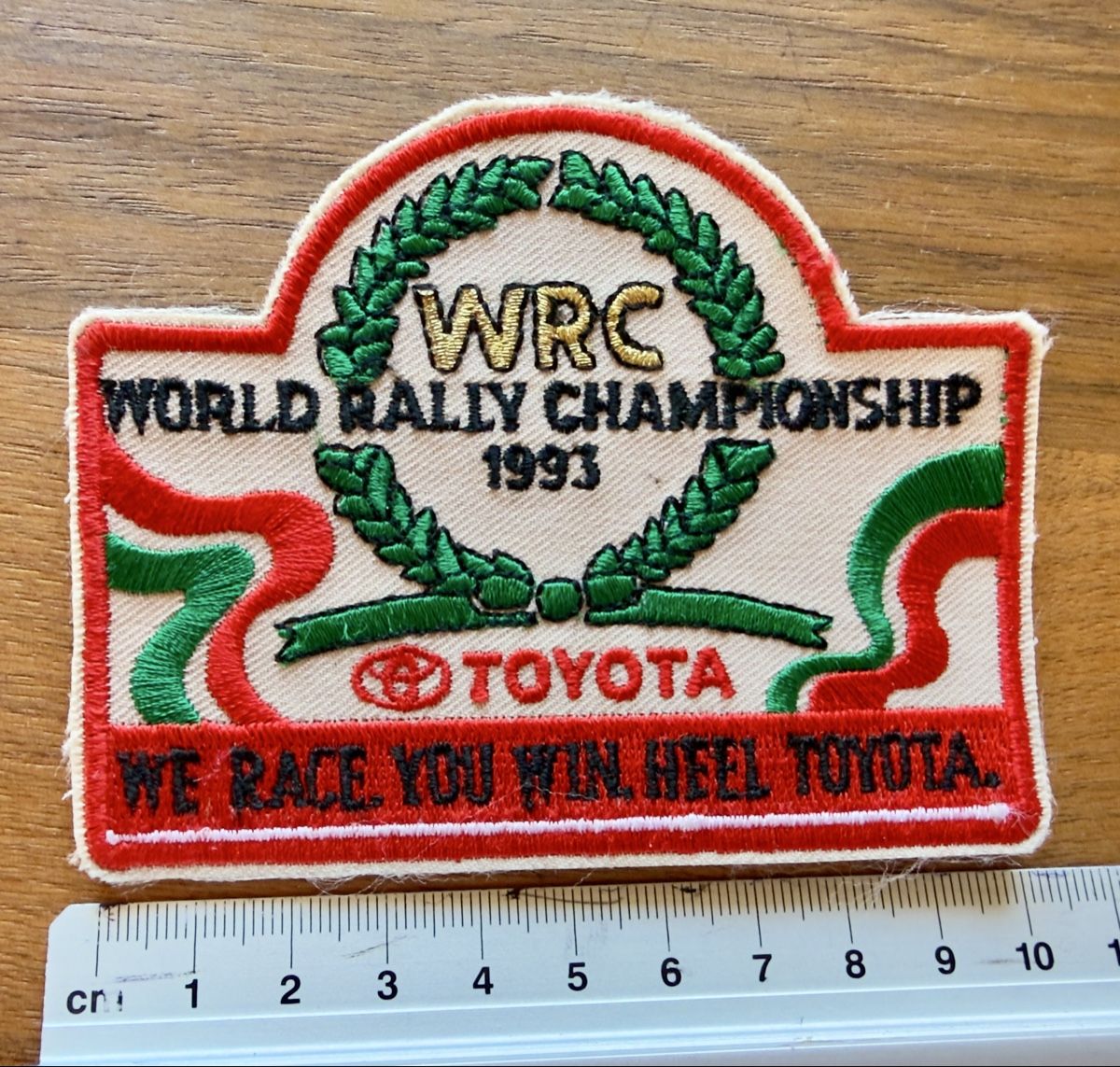 Toppe: Aufnäher Stick Stoff Patch  Toyota WRC 1993 – Nuovo (secondo la descrizione) da Haegendorf venduto da Chruege