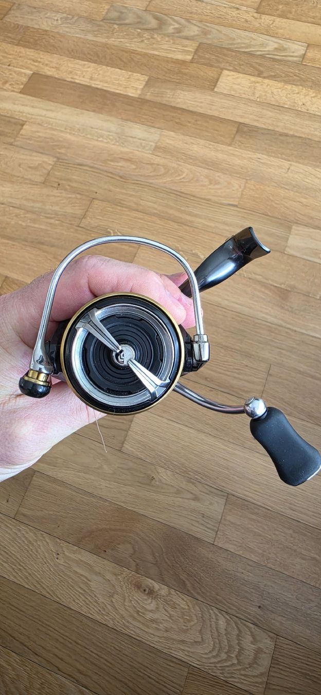 Daiwa Tamburi & Mulinelli: Daiwa luvias lt 2500 – Usato da Alpnach Dorf venduto da Maksim777 4