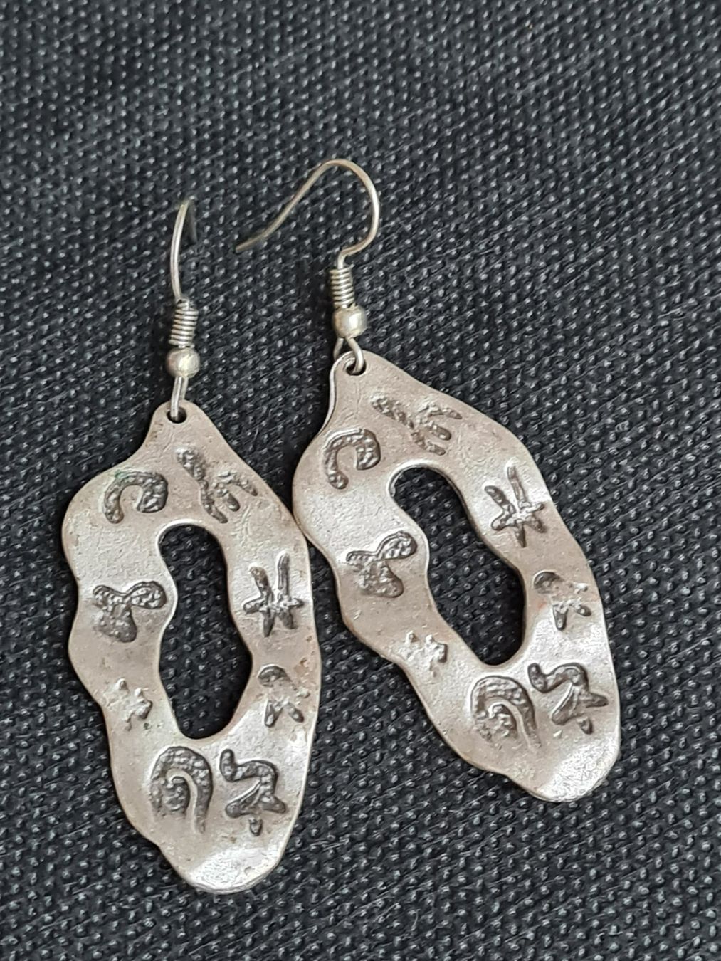 Orecchini pendenti & Orecchini a lobo: Edle ALPACA ZAMA Ohrhänger versilbert, 2X6 cm – Usato da Münchenbuchsee venduto da babilibern 2