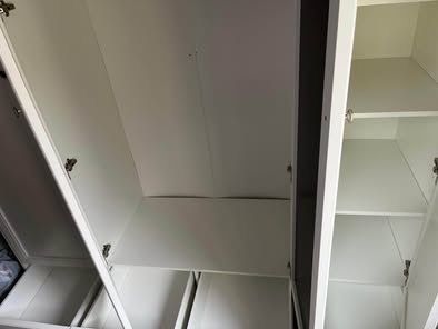 Armadi: Kleiderschrank – Nuovo (secondo la descrizione) da Biberist venduto da Vase.P 2