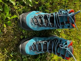 Wanderschuh Lowa Gr:39
